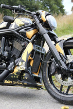 Cult Werk Radiator Grill For Harley Davidson VRSCA 1130 2002-2006 - Black