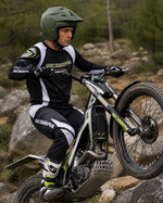 Airoh Kombakt Trials Helmet - Military Green Matt
