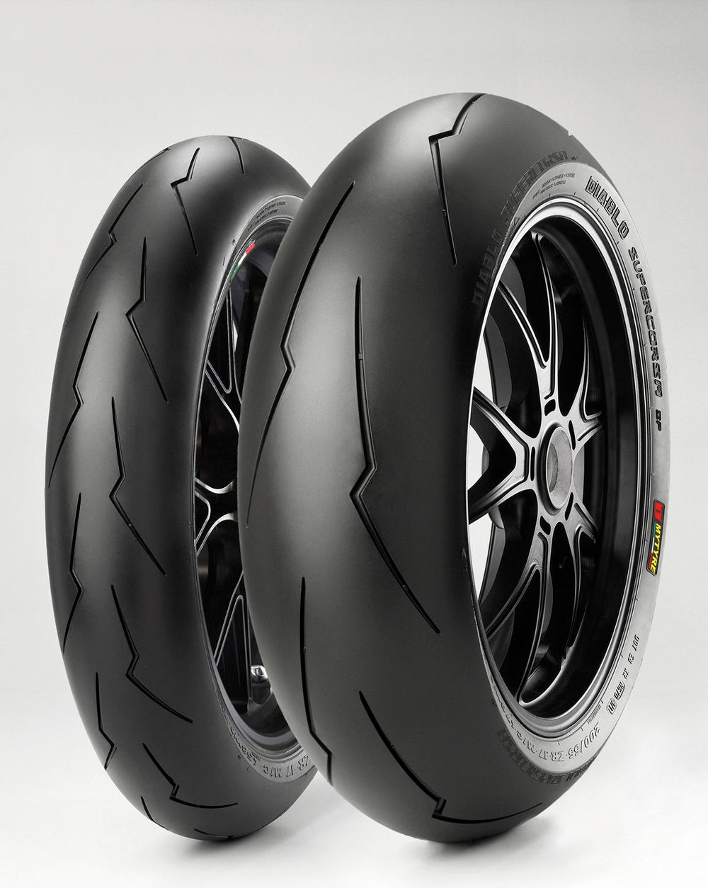 Pirelli Diablo Supercorsa SC1 V2 58w TL Front Tyre - 120/70 ZR 17"
