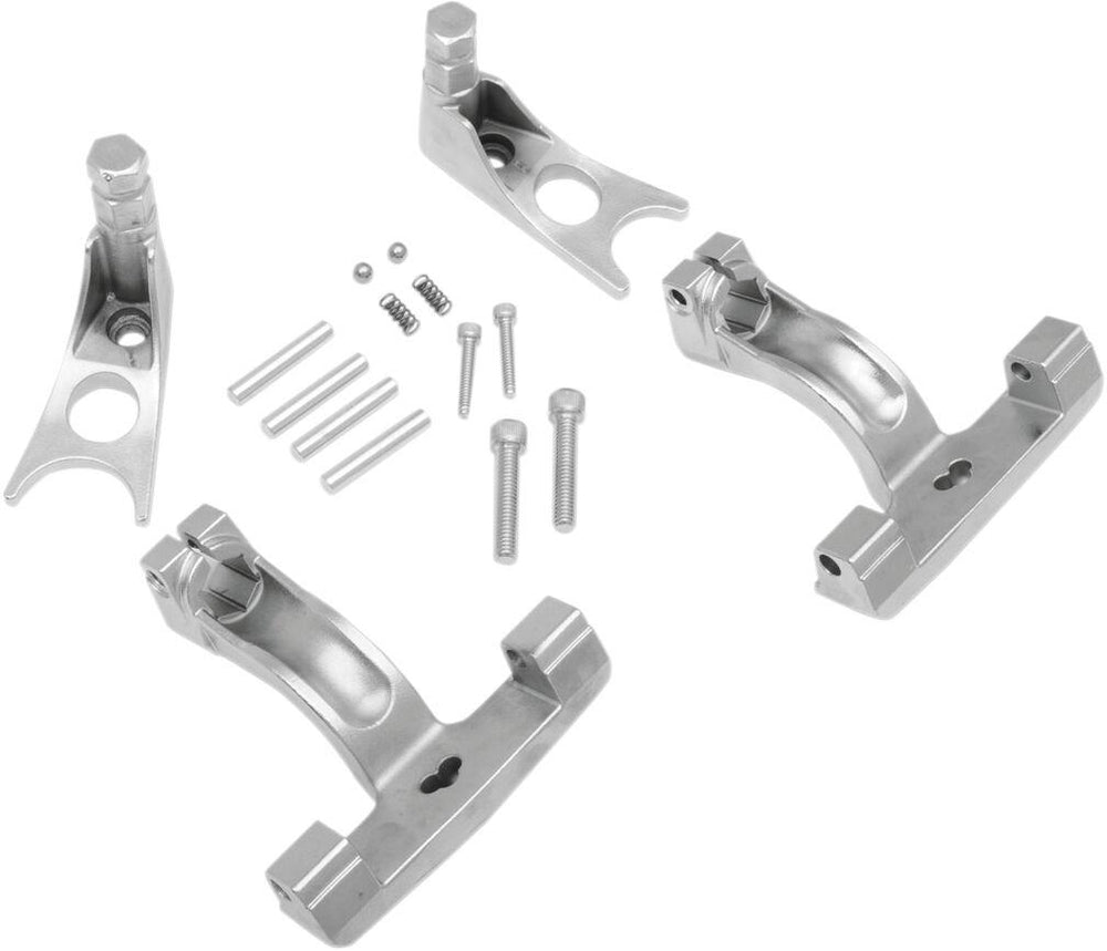 Drag Specialties Passenger Floorboard Mount Kit For Harley Davidson FLST 1450 2006 - Chrome