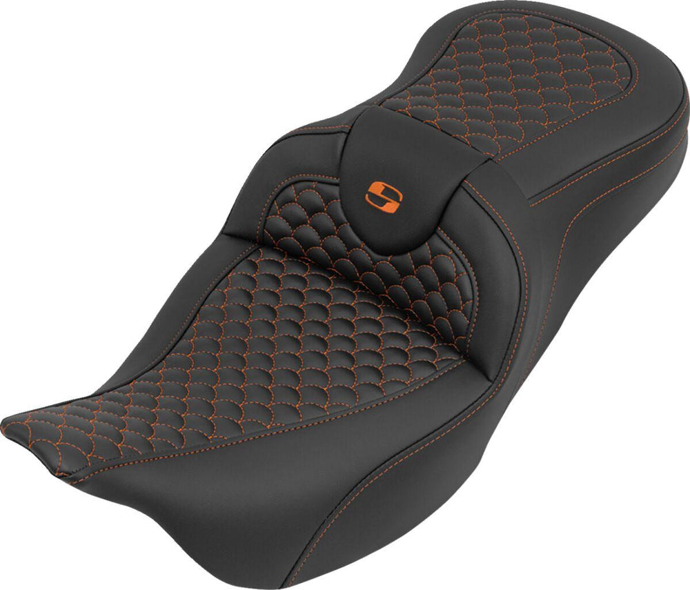 Saddlemen RoadSofa Seat For Harley Davidson FLH 1868 ABS 2021 Dragon Stitch - Black/Orange