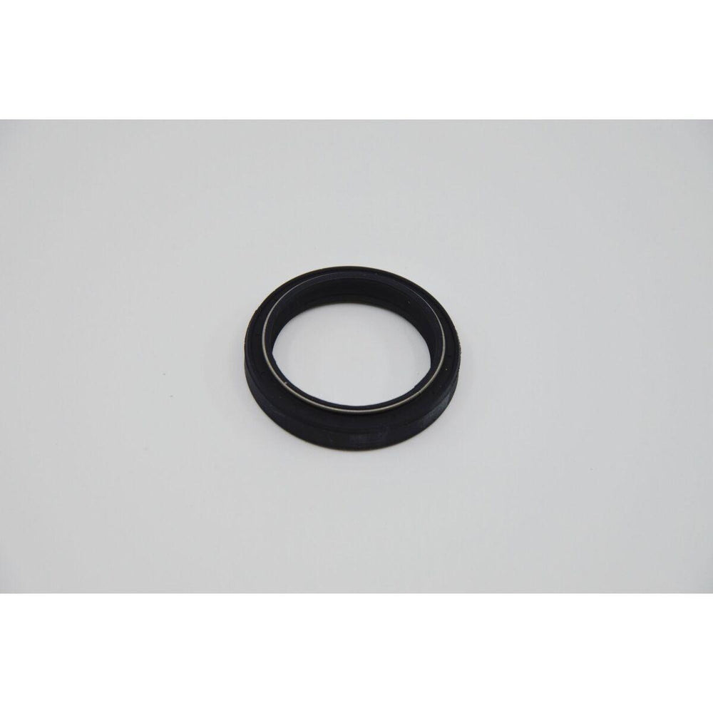 SKF Single Fork Seal For Triumph AdVentureR 900 1996-1998