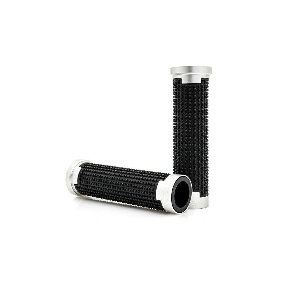 Daytona Grippy Grip GGDM-Cross Grips - Black Silver