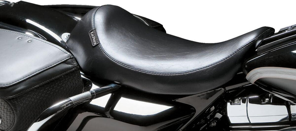 LE Pera Silhouette Solo Seat For Harley Davidson FLHT 1450 2002-2006 Smooth - Black