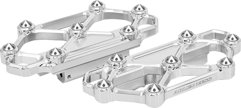 Arlen Ness Diamond Passenger Floorboards For Harley Davidson FLD 1690 2012-2013 - Chrome