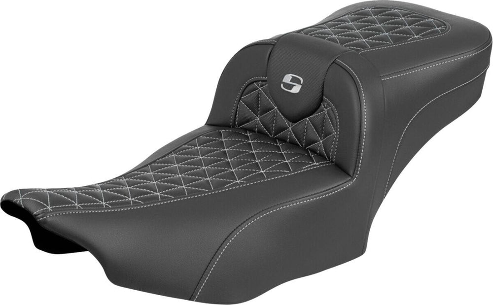 Saddlemen Roadsofa Extended Reach Seat For Harley Davidson FLHX 1923 ABS 2024-2026 Gripper - Black/Silver