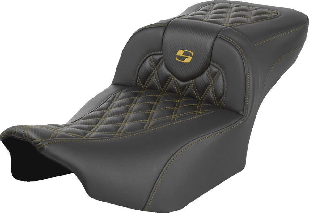 Saddlemen Roadsofa Carbon Fibre Seat For Harley Davidson FLHX 1923 ABS 2024-2026 Carbon Fiber/Lattice Stitched - Black/Gold