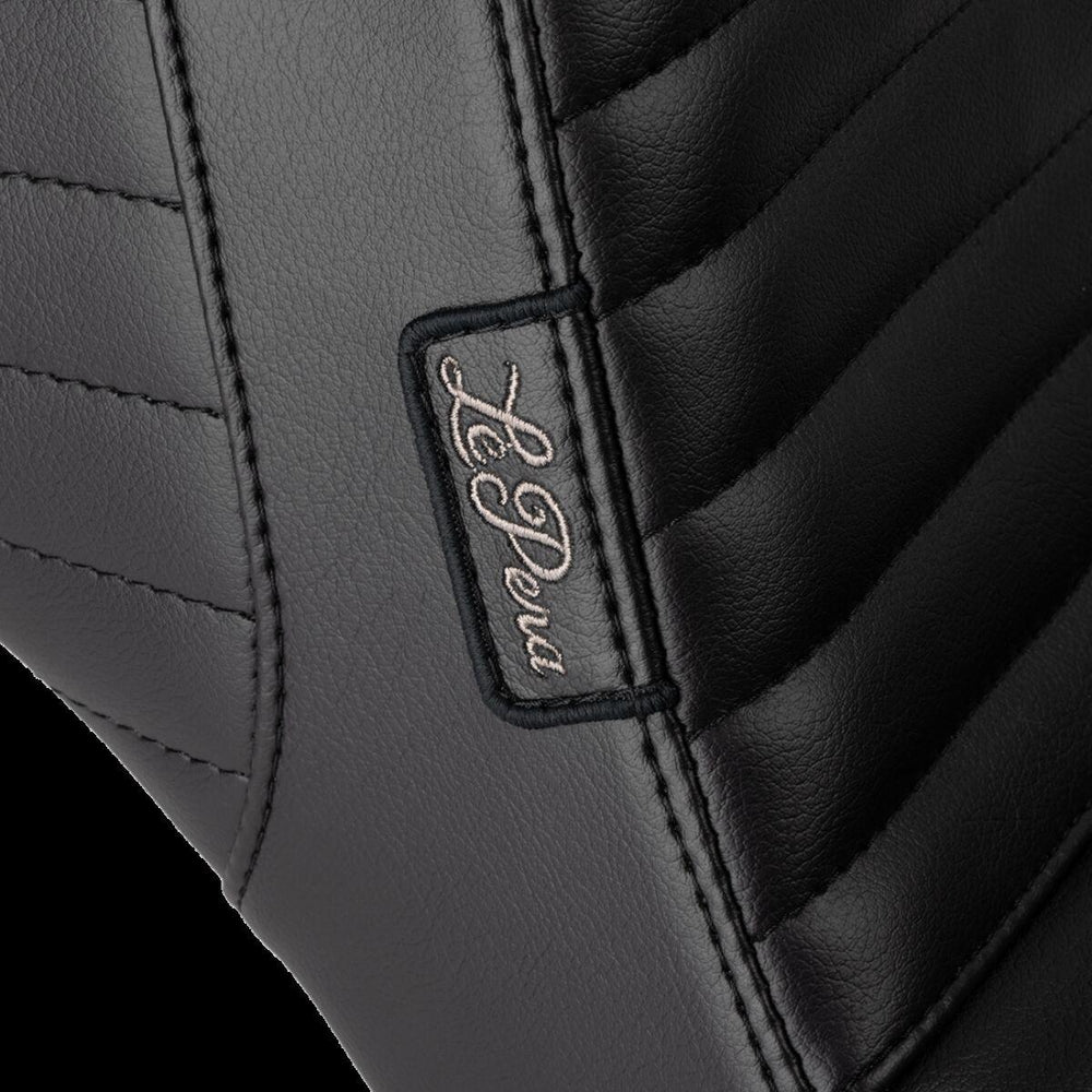 LE Pera Tailwhip Daddy Long Legs Low Rider Seat For Harley Davidson FLSB 1750 ABS 2018-2024 Pleated - Black