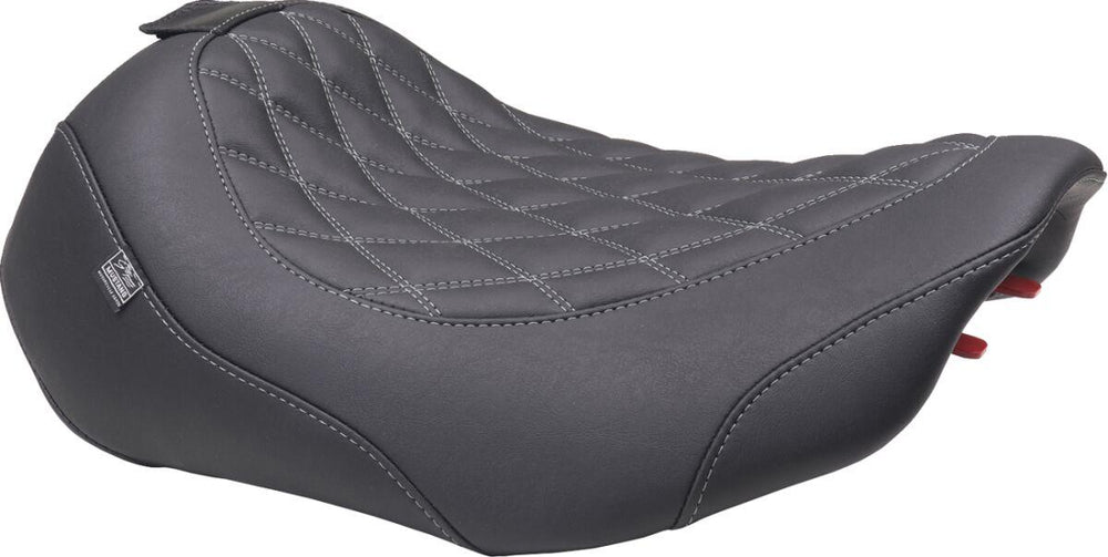 Mustang Wide Tripper Solo Seat With Backrest For Harley Davidson FLHX 1923 2024-2026 - Black/Grey