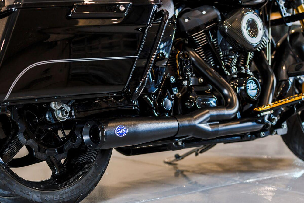 S&S Cycle 2 Into 1 Diamondback Exhaust System For Harley Davidson FLH 1868 2021 - Guardian Black