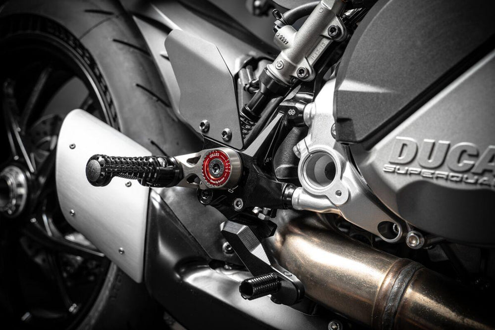 Gilles MUE2 Rearset For Ducati Streetfighter V2 890 ABS 2025-2026 - Black/Red