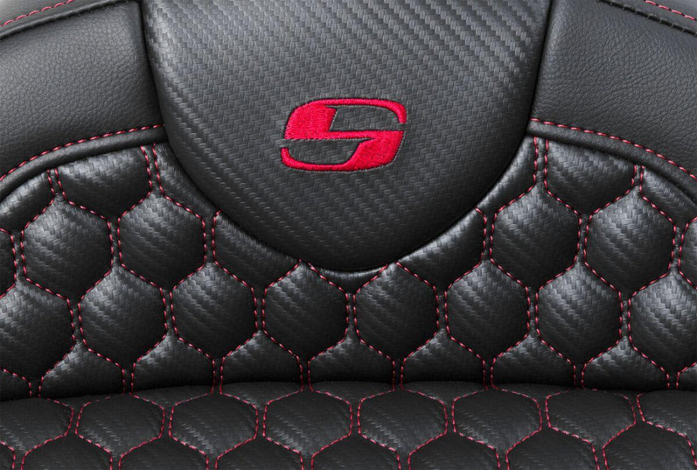 Saddlemen Honeycomb Roadsofa Seat With Backrest For Harley Davidson FLH 1868 2021 - Black/Red (Driver Seat Length: 39.5 cm)