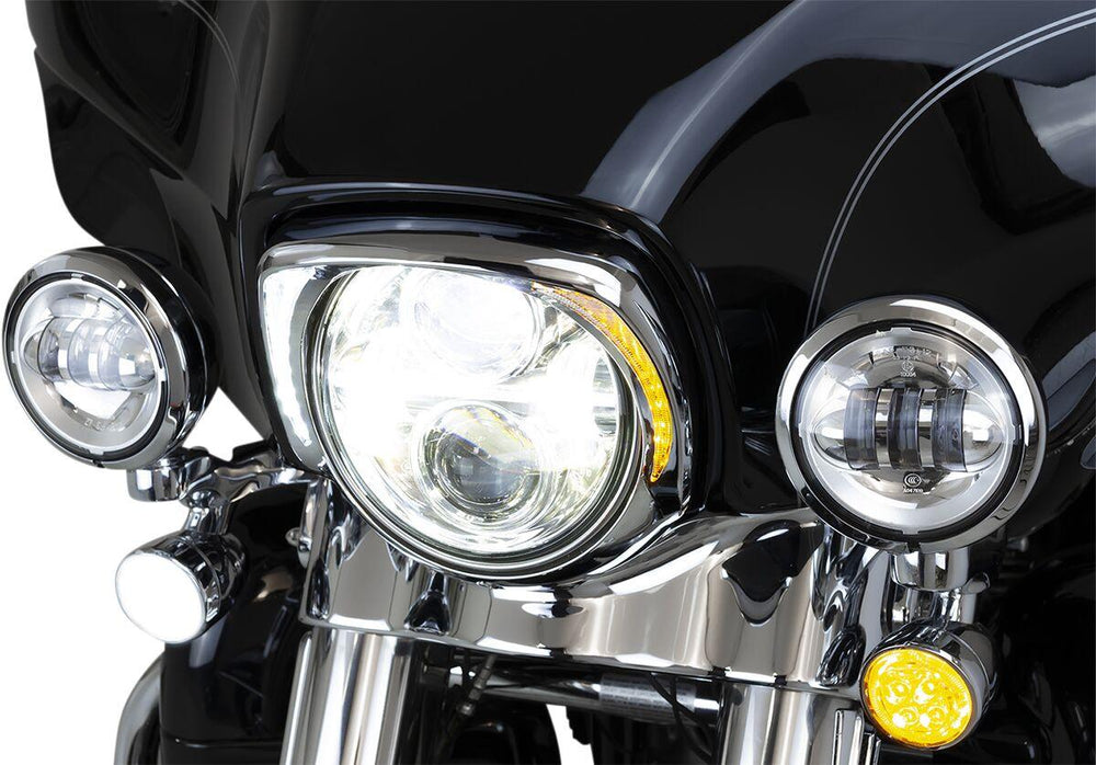 Ciro Fang Headlight Bezel For Harley Davidson FLH 1868 ABS 2021 Chrome Clear