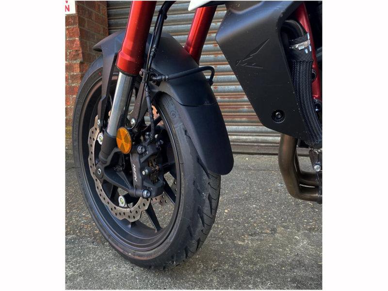 Puig Front Fender Extender For Honda CB750 Hornet 2023-2025 - Black