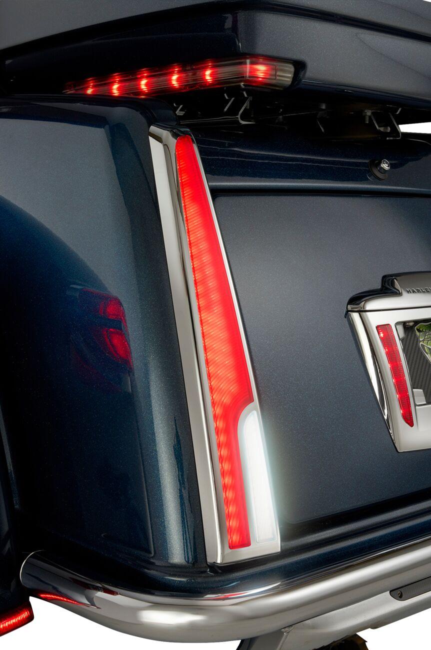 Ciro Calade Tail Lights For Harley Davidson FLHTCUTG 1690 2014-2016 Red