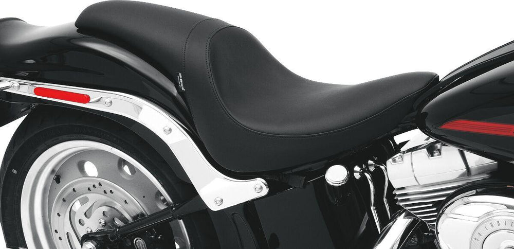 Drag Specialties Predator Smooth Seat For Harley Davidson FLSTF 1584 2007-2010 - Black