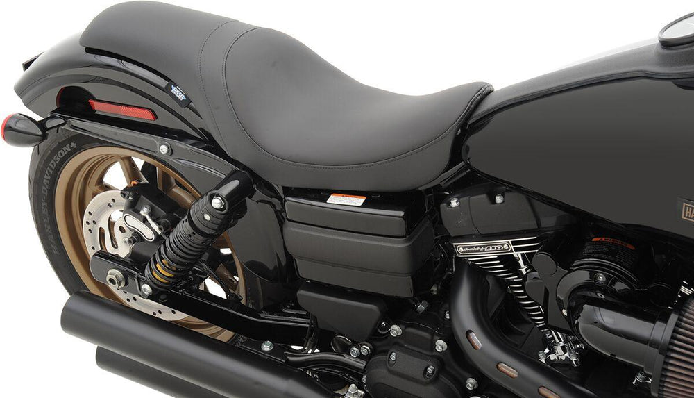 Drag Specialties Predator Seat For Harley Davidson FLD 1690 2012-2013 Smooth - Black