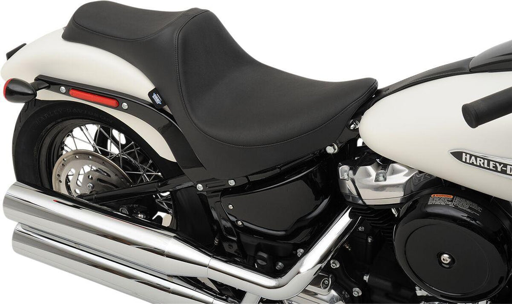 Drag Specialties Predator III Smooth Seat For Harley Davidson FLDE 1750 2018-2020 - Black