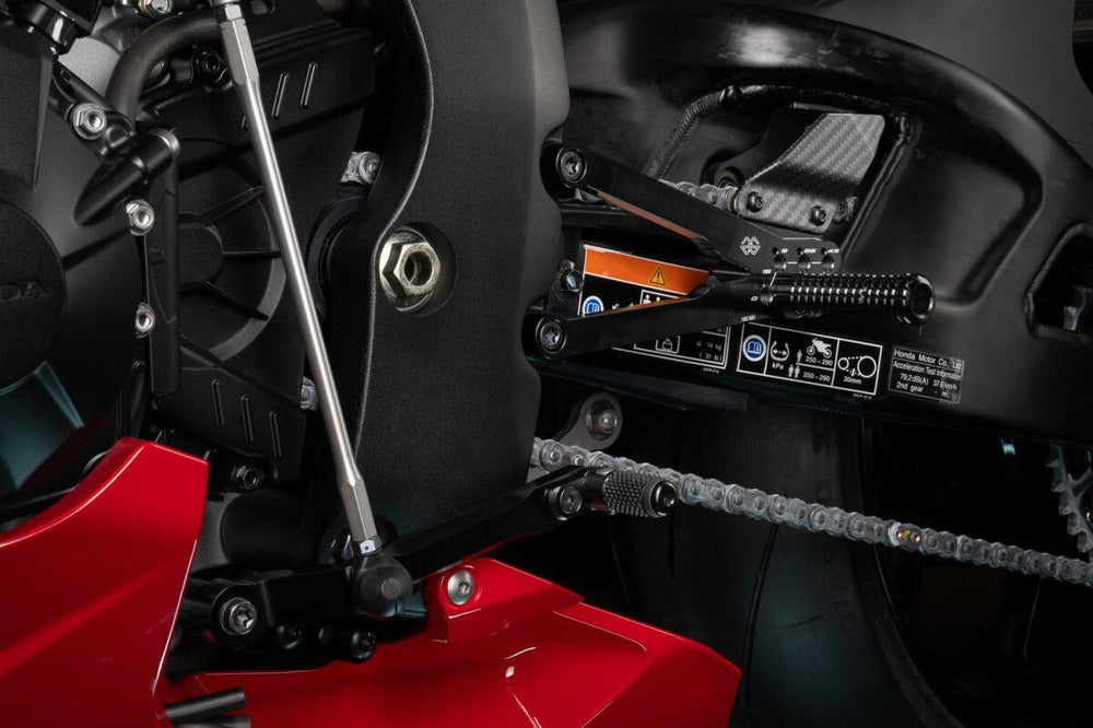 Gilles FXR Rearset Left and Right - Black