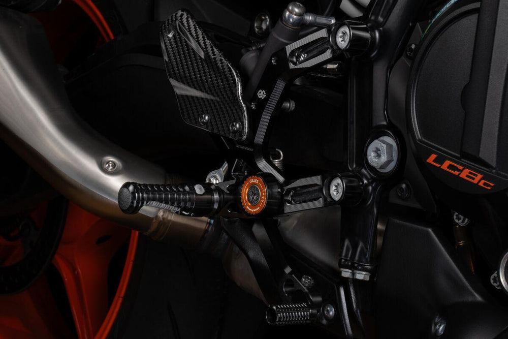 Gilles MUE2 Rearset KTM For KTM Duke 990 ABS 2024-2026 Left and Right - Black/Orange