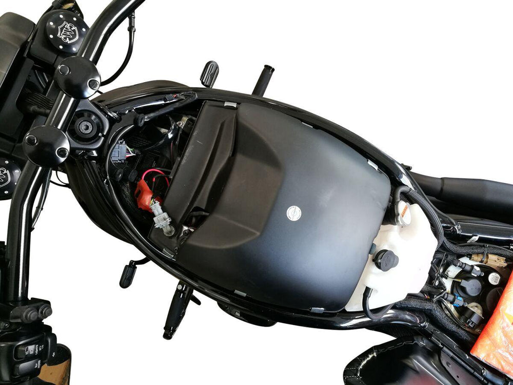 Cult Werk Air Filter Cover Set For Harley Davidson VRSCA 1130 2002-2006 - Black