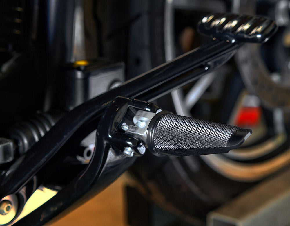 Speed Merchant Speedpegs Footpegs For Harley Davidson FLFBS 1868 2022-2024 - Black