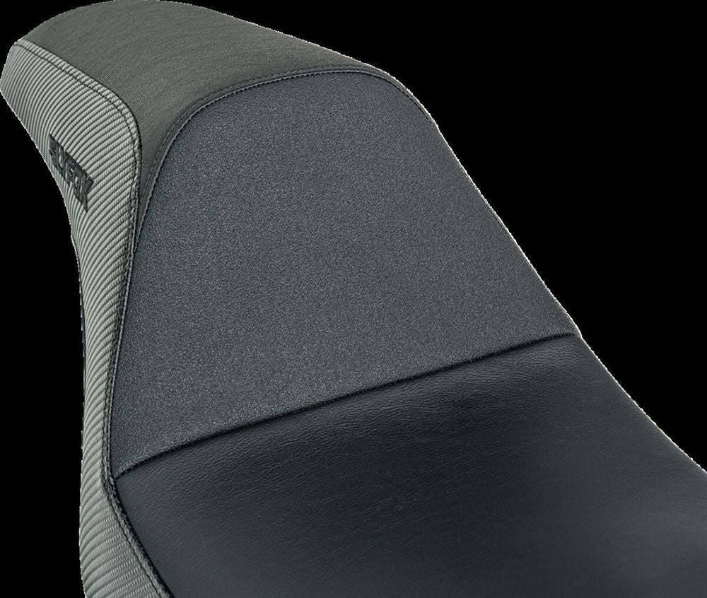 Slyfox The Drifter Seat For Harley Davidson FXR1340 1986-1994 Carbon Fiber/Logo/Smooth - Black