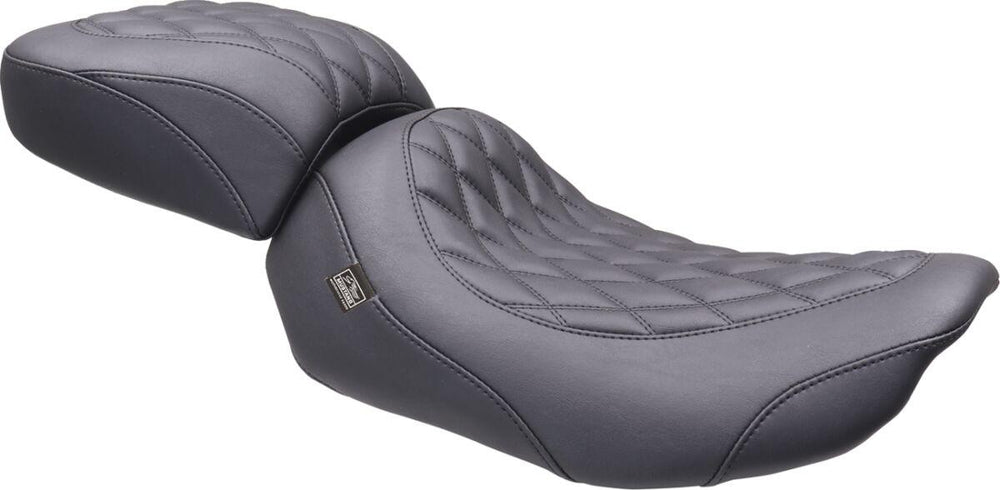 Mustang Wide Tripper Solo Seat With Backrest For Harley Davidson FLHX 1923 2024-2026 - Black