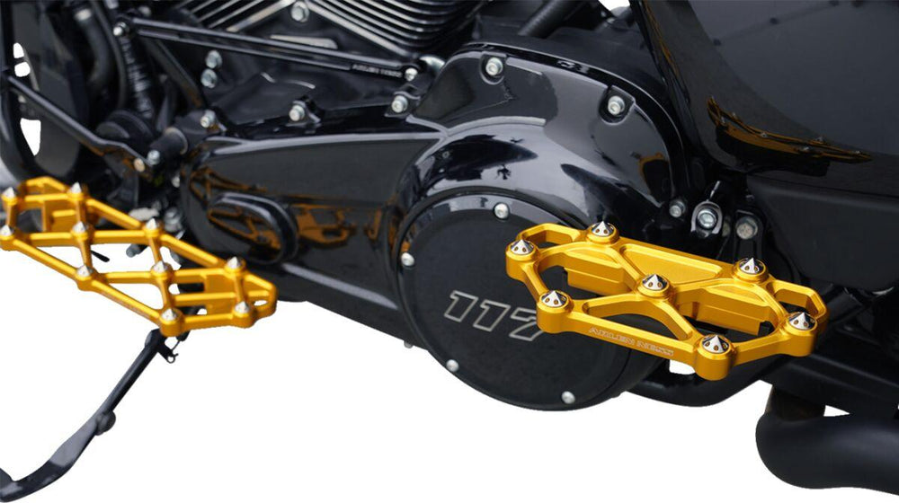 Arlen Ness Diamond Passenger Floorboards For Harley Davidson FLD 1690 2012-2013 - Gold