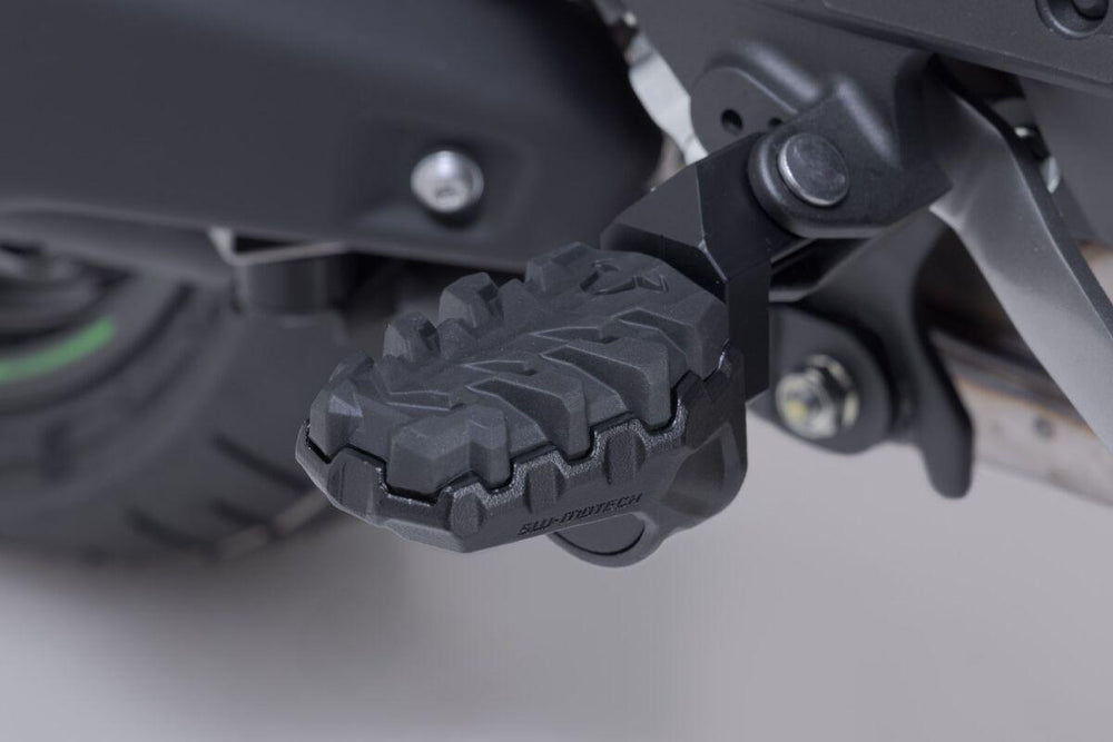 SW Motech Evo Footrest For Kawasaki KLZ 1100 Versys 2025-2026 - Silver