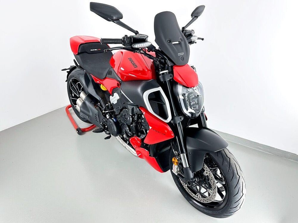 WRS Windscreen For Ducati Diavel V4 1200 ABS 2023-2025 33.5 cm (13-1/4") - Black