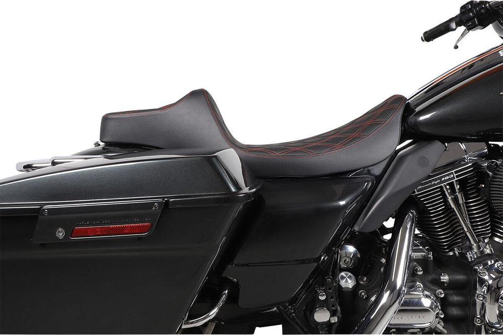 Drag Specialties Extended Reach Predator III Double Diamond Seat For Harley Davidson FLHR 1340 1997-1998 - Black
