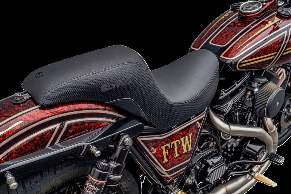 Slyfox The Drifter Seat For Harley Davidson FXR1340 1986-1994 Carbon Fiber/Logo/Smooth - Black