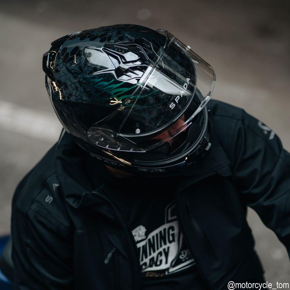 Spada SP18 Chameleon Dark Helmet