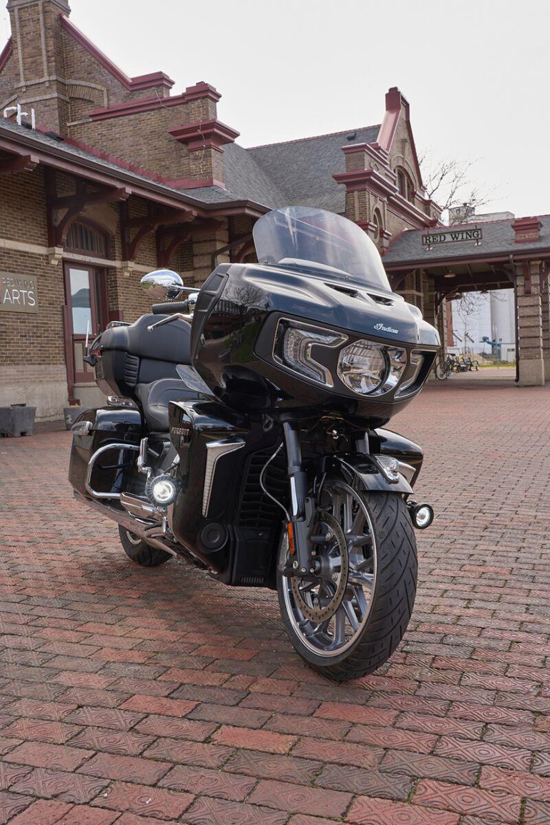 Ciro TAC-10 Light Cannons For Harley Davidson FLH 1868 ABS 2021 Black Clear