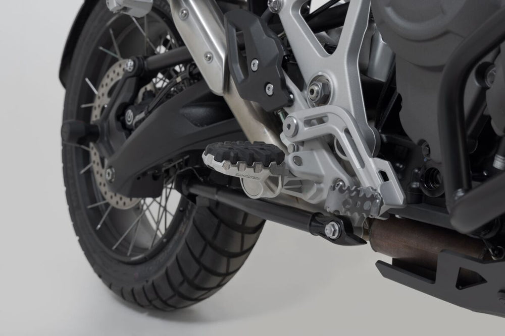 SW Motech Evolution Footpegs - Triumph Tiger 1200 GT 2022-2024 - Black/Silver