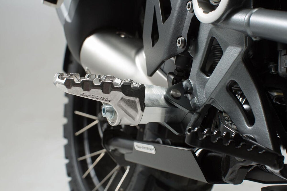 SW Motech Evolution Footpegs - Kawasaki KLR650 2001-2003 - Black/Silver