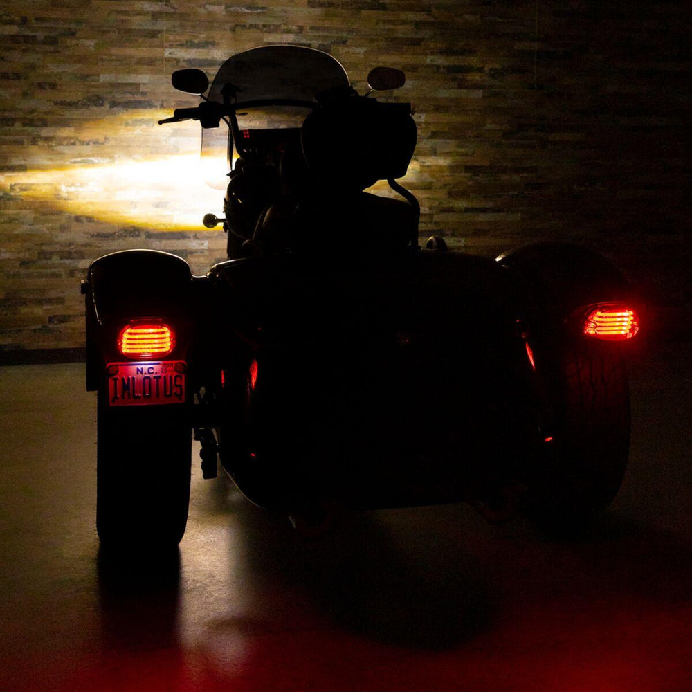 Custom Dynamics ProBeam Squareback LED Taillight Kit For Harley Davidson FLD 1690 2012-2013 Smoke