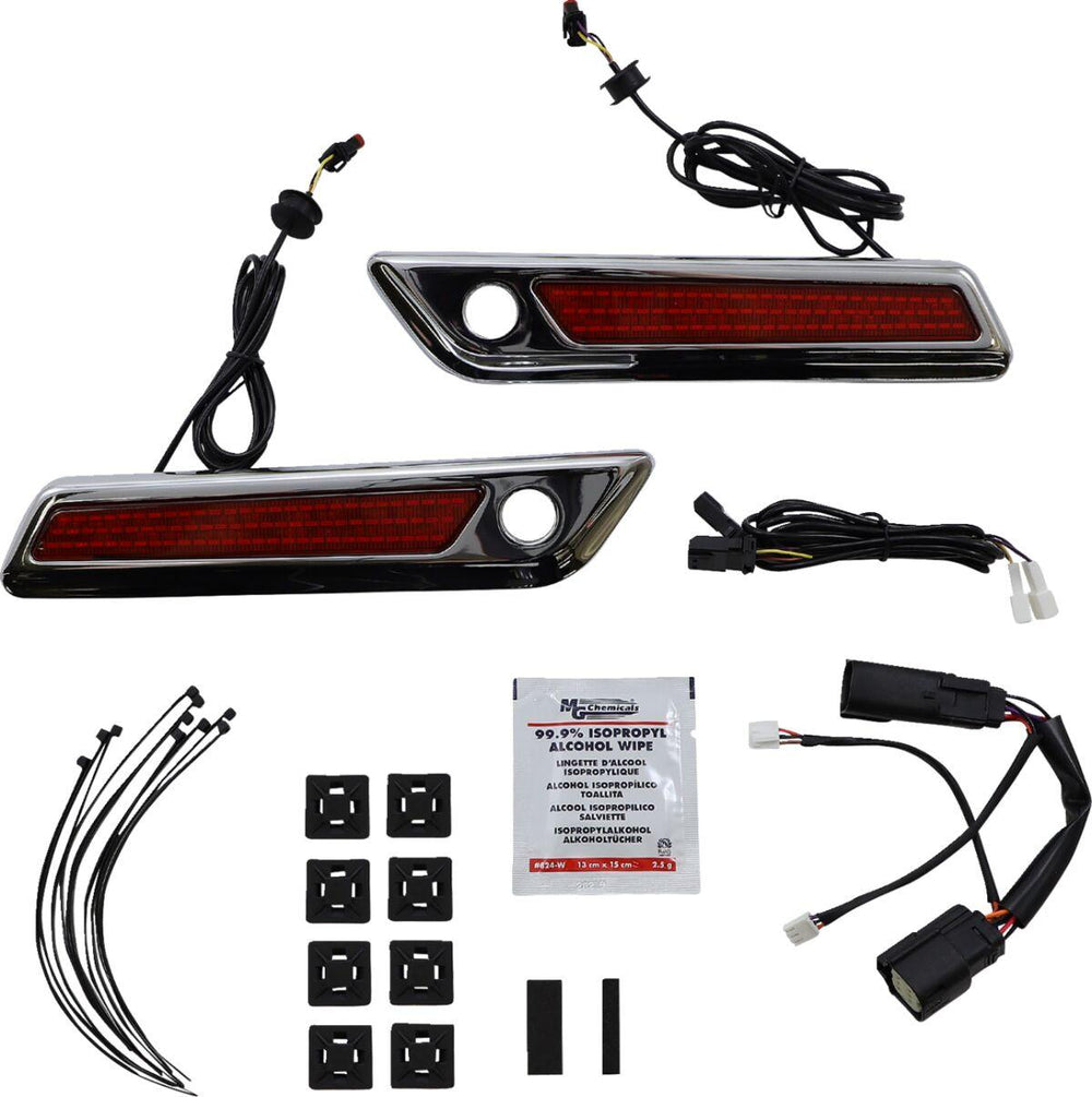Custom Dynamics Saddlebag LED Latch Light For Harley Davidson FLH 1868 2021 Red