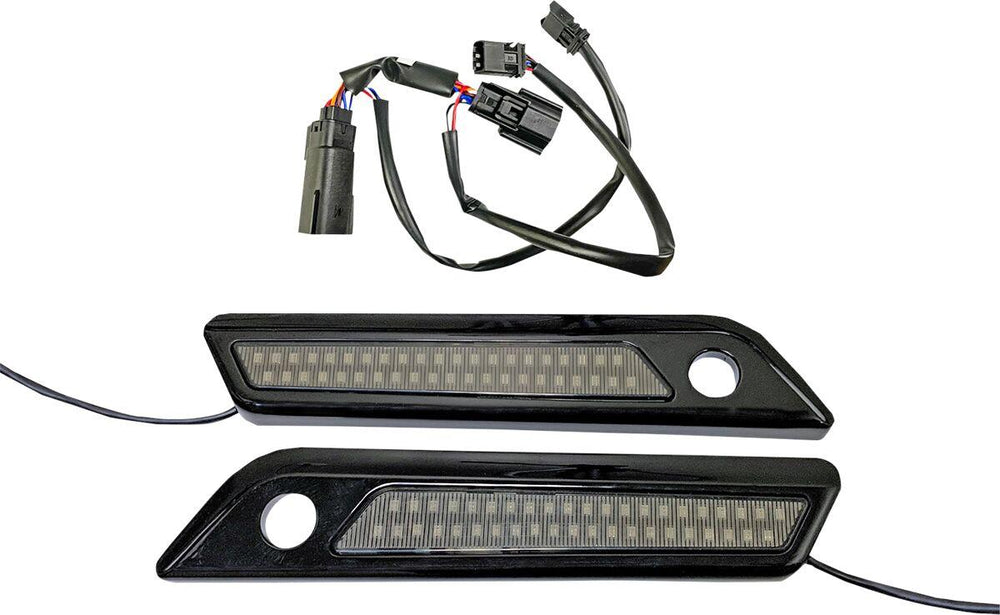Custom Dynamics Saddlebag Latch Dual Color Accent Lights For Harley Davidson FLH 1868 2021 Smoke