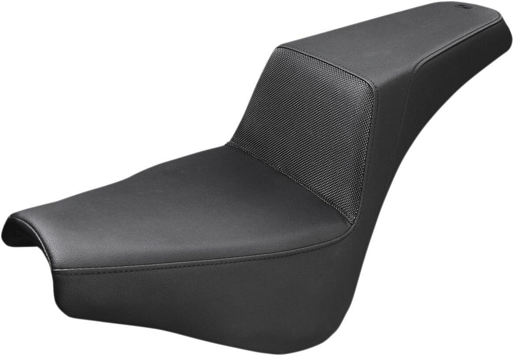 Saddlemen Gripper Step Up Seat For Harley Davidson FXBBS 1868 2022-2024 - Black