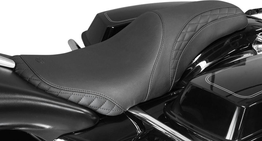 Mustang Tripper Fastback Seat for Yaffe Tank For Harley Davidson FLH 1868 2021 - Black