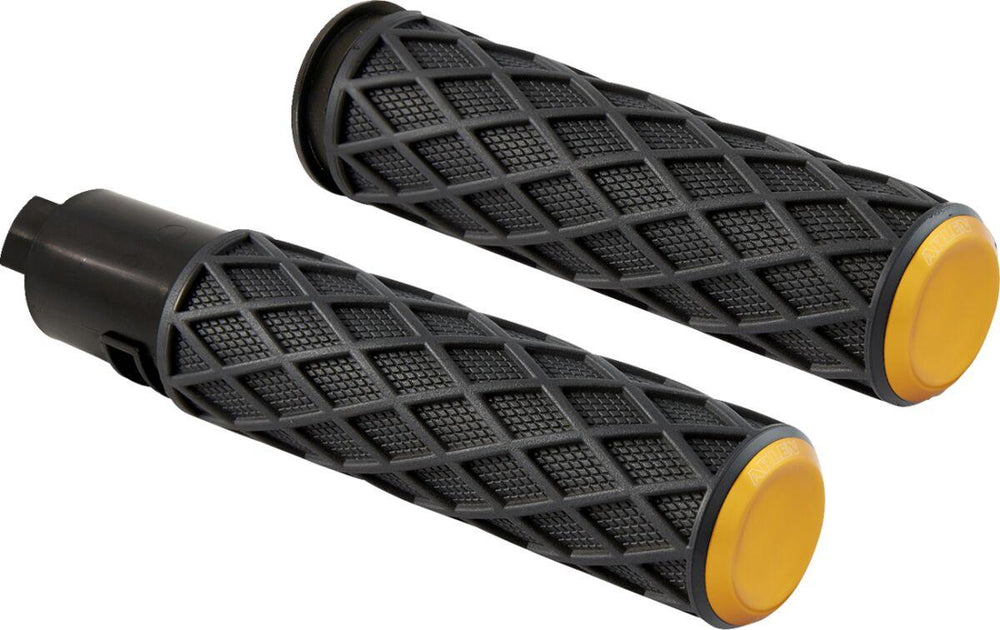 Arlen Ness Diamond Grips For Harley Davidson FLHX 1923 2024 - Black Gold